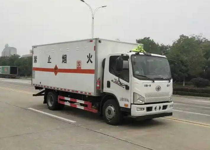富拉尔基爆破器材运输车可以上高速吗？